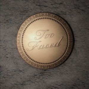 too faced bronzer